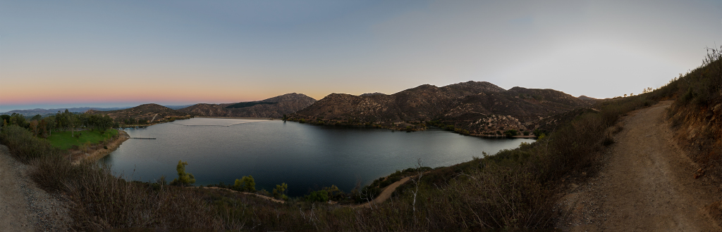 Heading up past the Lake Poway on the way to Mt Woodson