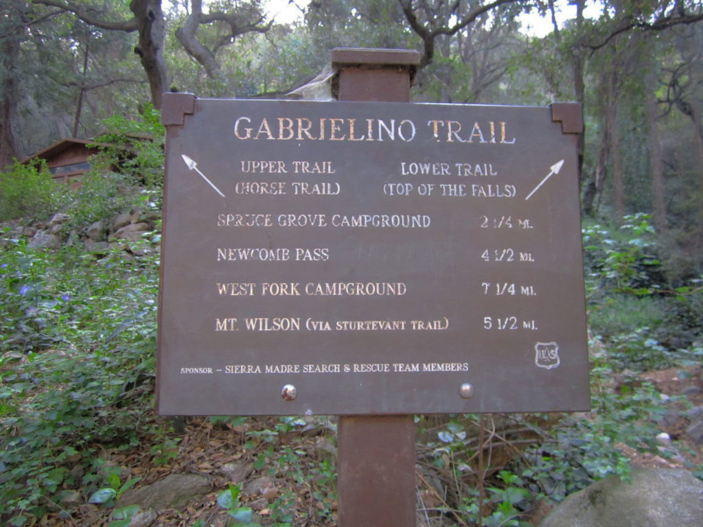 Upper and Lower Trail split before Sturtevant Falls