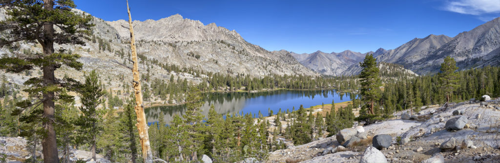 Looking down at Arrowhead Lake on the Rae Lakes Loop